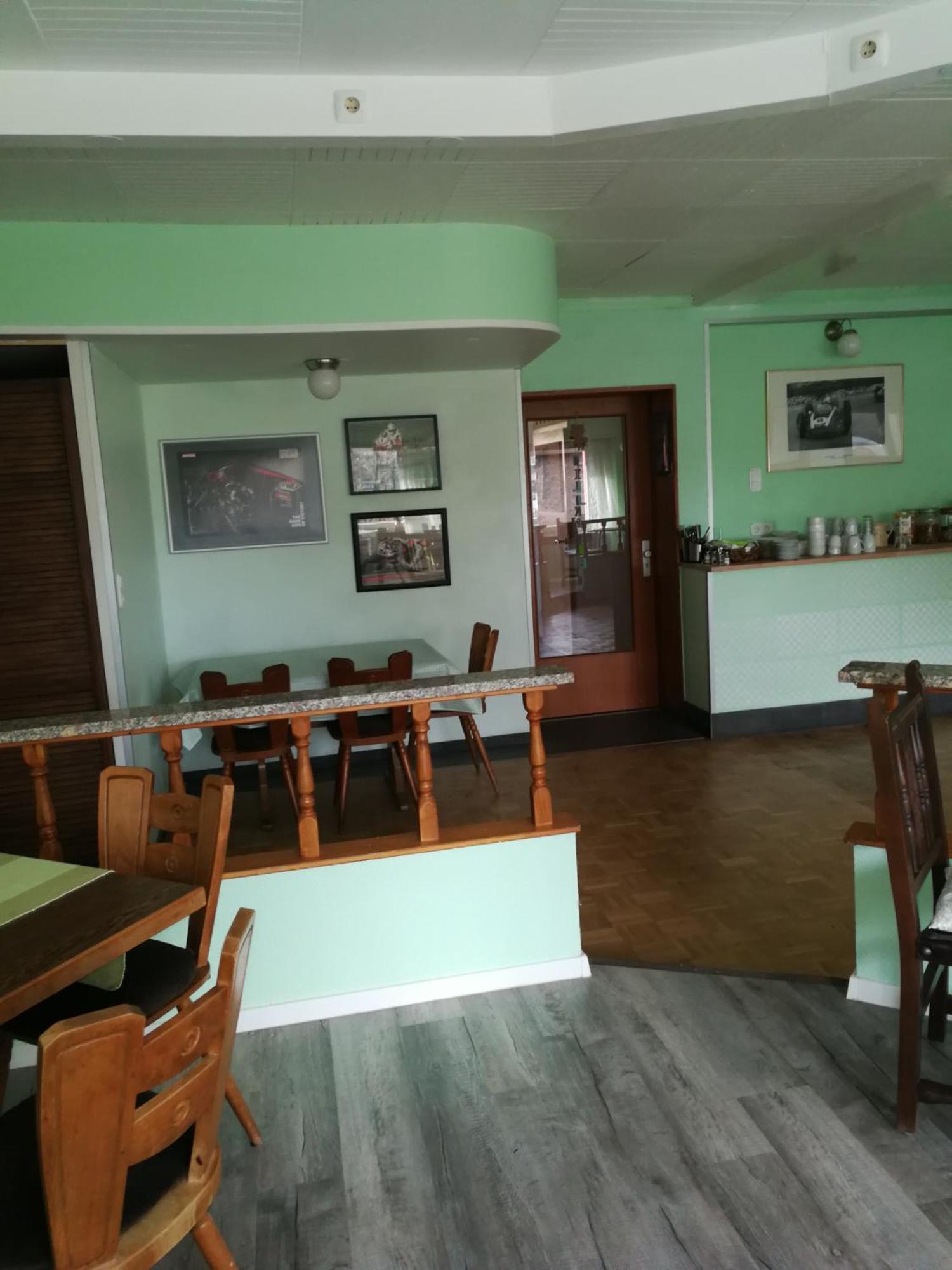 Gaestehaus Fuchsroehre Welcherath エクステリア 写真