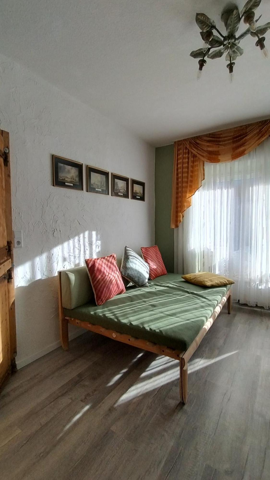 Gaestehaus Fuchsroehre Welcherath エクステリア 写真